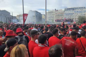 (ΒΙΝΤΕΟ/φώτος Kerkida) ΧΑΜΟΣ στον Πειραιά 