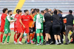  Νέα Σαλαμίνα-ΑΕΖ: Επεισοδιακή... ισοπαλία! (Φώτος)