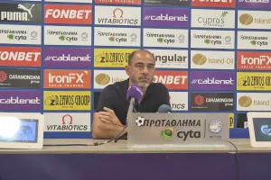 Οκκάς: "Ν' απολογηθούμε στον κόσμο/Προβληματισμένοι για την επόμενη μέρα"