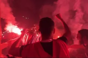 Τσεμπάκ... on fire