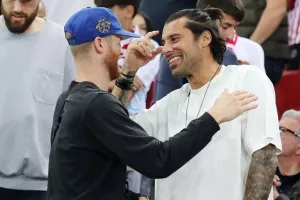 «Γιώργο, ψυχάρα, Ολυμπιακάρα»: Αποθέωση για τον Πρίντεζη