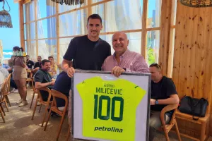 Γεύμα... με βραβεύσεις στην ΑΕΚ