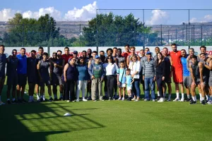 Επίσκεψη ενόψει τελικού Κυπέλλου!