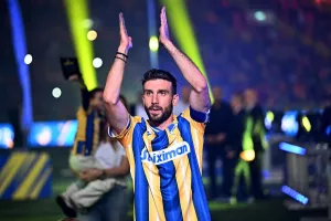 ΑΠΟΕΛ για Εφραίμ/"Αποχαιρέτησε το ποδόσφαιρο όπως του άξιζε-Ως Πρωταθλητής"