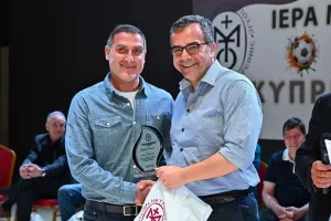 Ζωντάνεψαν... μνήμες στην παρουσία Θρύλων (φώτος)
