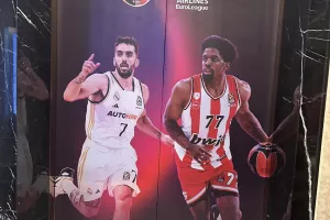 Η άφιξη του Ολυμπιακού στο Βερολίνο (Φώτος/Βίντεο)