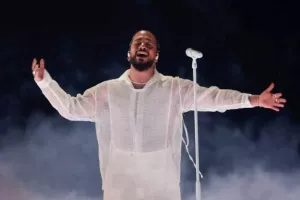 Eurovision 2024: Ο εκπρόσωπος της Γαλλίας διέκοψε την τελική του πρόβα στέλνοντας αντιπολεμικό μήνυμα