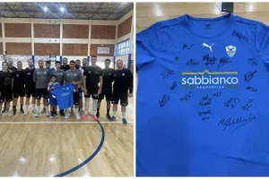 Sabbianco Ανόρθωση/Συγχαίρει τους ΜΑΧΗΤΕΣ και στηρίζει την προσπάθεια
