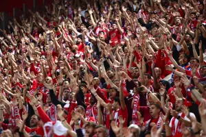 (Βίντεο) Φοβερή ατμόσφαιρα στο «Γ. Καραϊσκάκης»