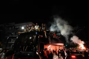 Οι αρχηγοί του ΠΑΟΚ έτοιμοι για όλα: «Θα φύγουμε από δω με το τρόπαιο του πρωταθλητή» (βίντεο)