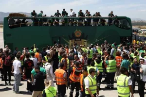 ΠΑΝΩ από 20.000 για να υποδεχτούν την αποστολή του ΠΑΟ (Βίντεο/Φώτος)