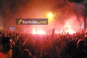ΡΕΚΟΡ... προσέλευσης στον εξώστη!