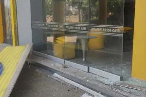 (Φώτος) Οι ζημιές στα κλειστά γήπεδα της ΑΕΛ και του Απόλλωνα- Ενημέρωση από Αστυνομία