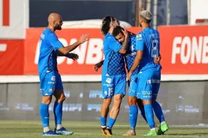 ΑΕΖ-Απόλλων: Άνετη νίκη με πέντε γκολ (φωτορεπορτάζ)