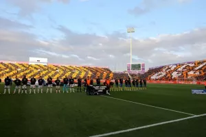 ΑΠΟΕΛ - ΑΕΚ: Το πρωτάθλημα... βάφτηκε γαλαζοκίτρινο για 29η φορά! (Φώτος)
