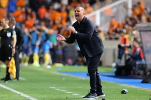ΑΠΟΕΛ - ΑΕΚ: Το πρωτάθλημα... βάφτηκε γαλαζοκίτρινο για 29η φορά! (Φώτος)