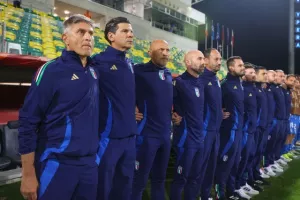 Με το καλημέρα πρωτιά για την Ιταλία/Διέσυρε... Γαλλία η Αγγλία (φώτος)