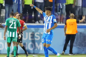 Με... Δημήτρη Τζούλιου 
