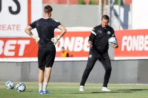 ΑΕΖ-Απόλλων: Άνετη νίκη με πέντε γκολ (φωτορεπορτάζ)