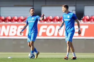 ΑΕΖ-Απόλλων: Άνετη νίκη με πέντε γκολ (φωτορεπορτάζ)