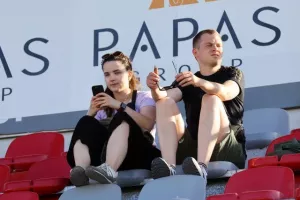 ΑΕΖ-Απόλλων: Άνετη νίκη με πέντε γκολ (φωτορεπορτάζ)