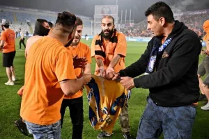ΑΠΟΕΛ - ΑΕΚ: Το πρωτάθλημα... βάφτηκε γαλαζοκίτρινο για 29η φορά! (Φώτος)