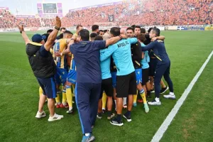 ΑΠΟΕΛ - ΑΕΚ: Το πρωτάθλημα... βάφτηκε γαλαζοκίτρινο για 29η φορά! (Φώτος)