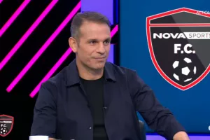 Ντέμης για ΑΕΚ: «Αν δεν έτρωγε το γκολ με τον ΠΑΟΚ στο 90’ θα ήταν πετυχημένη η χρονιά ενώ τώρα δεν είναι;»