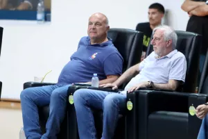 Άντρος και Ντίνος