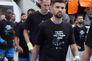 ΑΠΟΕΛ - ΑΕΚ: Το πρωτάθλημα... βάφτηκε γαλαζοκίτρινο για 29η φορά! (Φώτος)