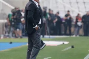 ΑΠΟΕΛ - ΑΕΚ: Το πρωτάθλημα... βάφτηκε γαλαζοκίτρινο για 29η φορά! (Φώτος)