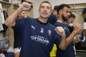 Ο πούρος είχε την τιμητική του - ΦΩΤΟΣ από τα αποδυτήρια