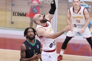 Κυριαρχική εμφάνιση ο Κεραυνός και... 1-1! (Φώτος)