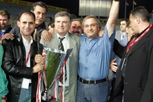 Σαν σήμερα... 20 χρόνια πριν, η ΑΕΚ κυπελλούχος! (Φώτος)