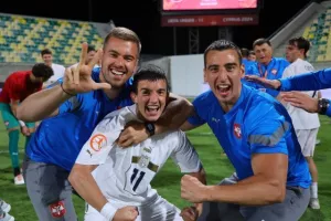 (Φώτος) Στα ημιτελικά Δανία και Σερβία 