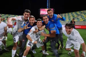 (Φώτος) Στα ημιτελικά Δανία και Σερβία 