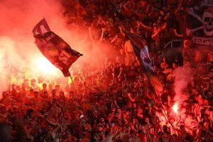 ΑΠΟΕΛ - ΑΕΚ: Το πρωτάθλημα... βάφτηκε γαλαζοκίτρινο για 29η φορά! (Φώτος)