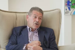 “Δεν κερδίζεις τίποτα με την έχθρα”