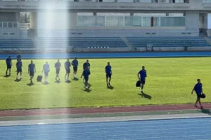 Η άφιξη του ΑΠΟΕΛ για το ντέρμπι - τίτλου (Φώτος)