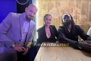 Πόζα... στο Kerkida