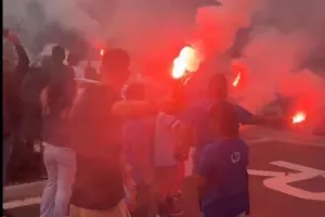 Στην προπόνηση οι οπαδοί της Πάφου/ "Ντόπες" ενόψει τελικού (Φώτος)