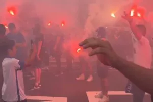 Στην προπόνηση οι οπαδοί της Πάφου/ "Ντόπες" ενόψει τελικού (Φώτος)