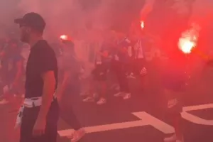 Στην προπόνηση οι οπαδοί της Πάφου/ "Ντόπες" ενόψει τελικού (Φώτος)