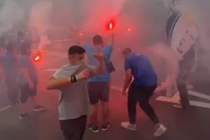 Στην προπόνηση οι οπαδοί της Πάφου/ "Ντόπες" ενόψει τελικού (Φώτος)