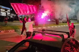 Βγήκαν... στους δρόμους οι ΠΑΟΚτζήδες στην Λεμεσό! (Φώτος/Βίντεο)