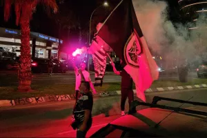 Βγήκαν... στους δρόμους οι ΠΑΟΚτζήδες στην Λεμεσό! (Φώτος/Βίντεο)