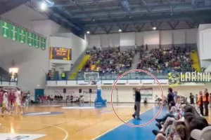 (Βίντεο kerkida) Σε ρόλο οργανωτή ο Λευκαρίτης!