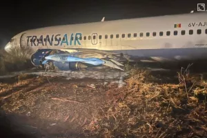 Νέο ατύχημα με Boeing στη Σενεγάλη – Βγήκε εκτός του διαδρόμου απογείωσης, 11 τραυματίες (βίντεο)
