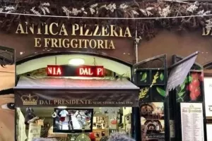 Κατασχέθηκε από την αστυνομία μια από τις γνωστότερες πιτσαρίες της Νάπολης