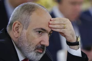 Αναγκαστική προσγείωση του ελικοπτέρου που μετέφερε τον πρωθυπουργό της Αρμενίας